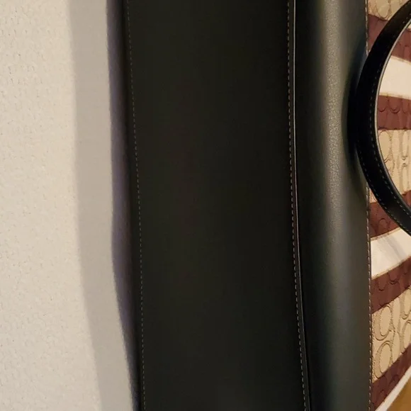 Coach handbag - Picture 9 of 9